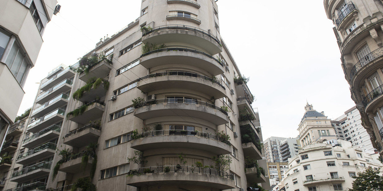 Foto 01 – Edificio Minner en Arroyo 804