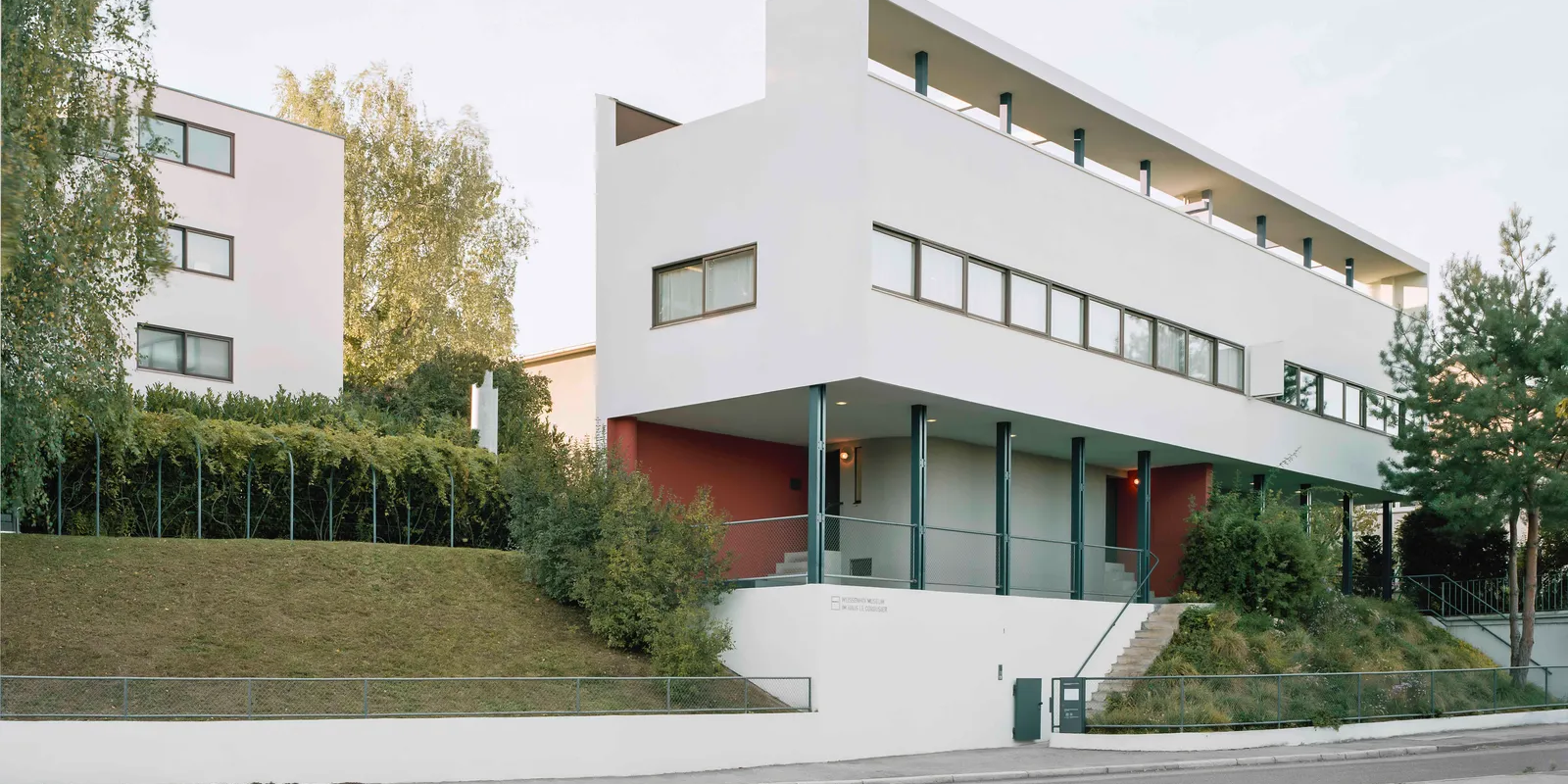 copyright_gonzález-weissenhofmuseum_Einfam-Doppelhaus-LC_180925003-_f1_