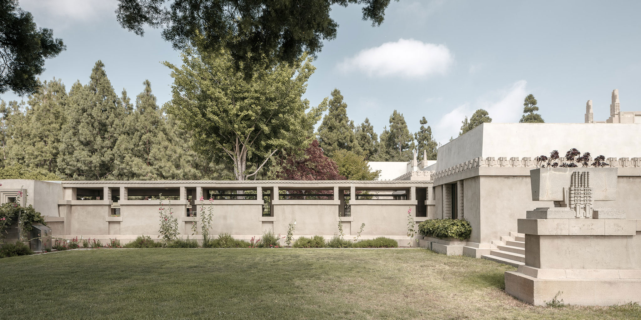 metalocus_wright_filippo-poli_hollyhock-house_02-2