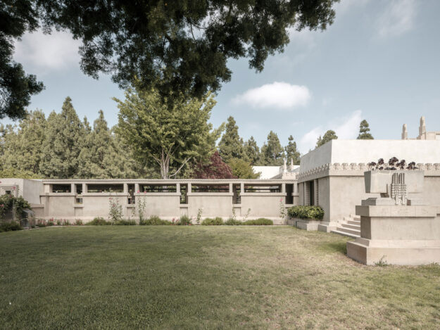 metalocus_wright_filippo-poli_hollyhock-house_02-2